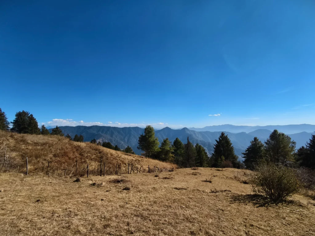 kandyali pass luxury trek