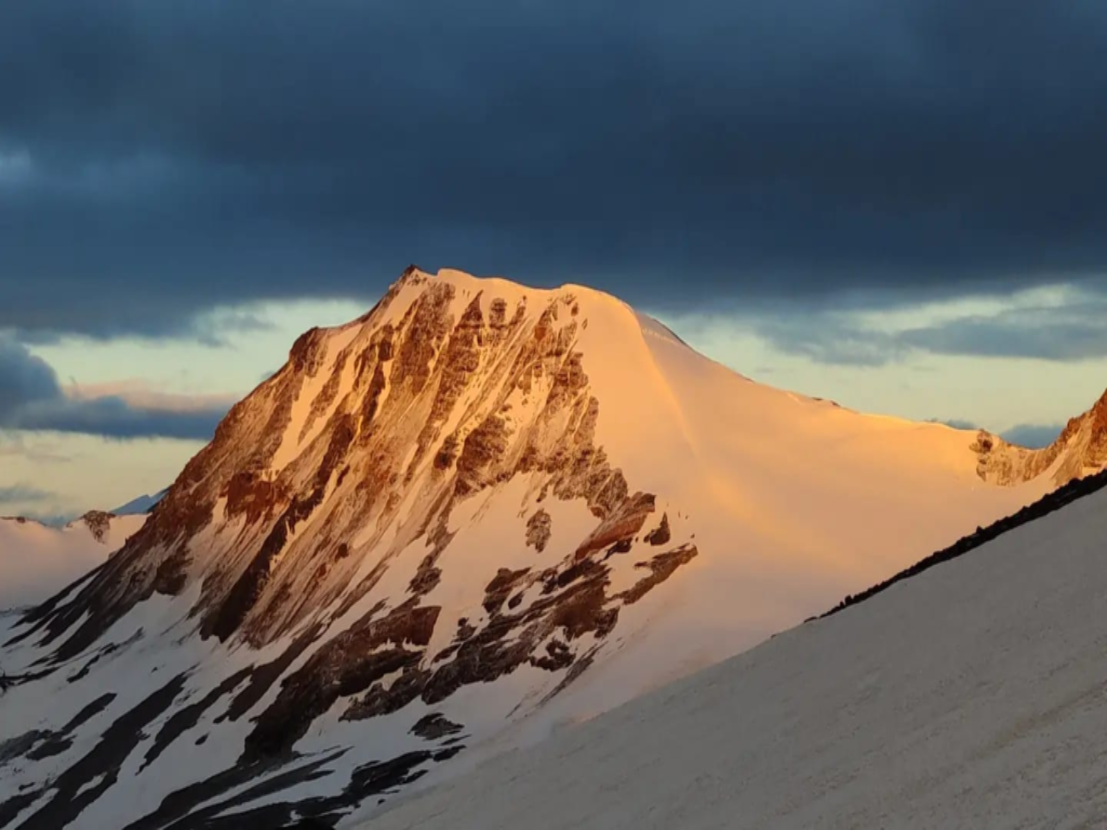 yunam peak